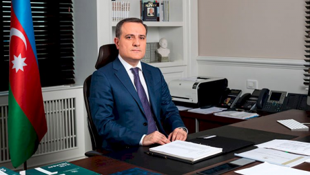 Ceyhun Bayramov Moskvaya getdi