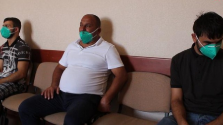"Çopur Ramiz" məhkəmə QARŞISINDA