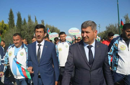 Abşeron İcra Başçısının Qardaşı,Ehtiyatda Olan Polkovnik Elmar Hüseynovu Xəyanətə Görə Işdən Qovdu-Fotofakt