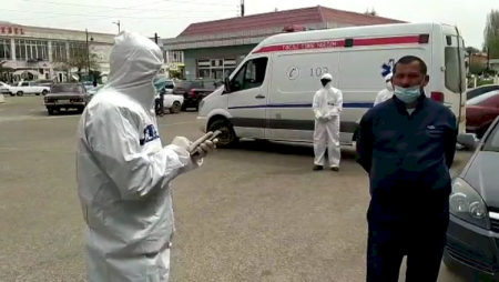 Koronavirus xəstəsi marketdə yaxalandı