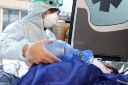 Qonşu ölkədə koronavirusa yoluxanların sayı 2 milyonu ötdü