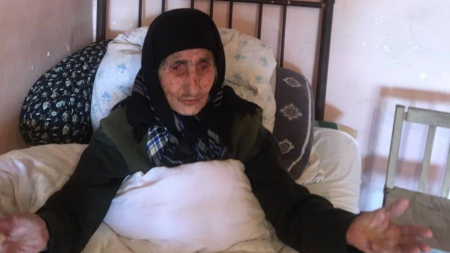 Azərbaycanda 91 yaşlı qadın aclıq aksiyası keçirir