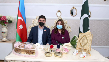 Bakıda oxuyan pakistanlı tələbə azərbaycanlı oğlana ərə getdi