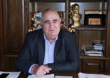 “Şərurlu İsfəndiyar” bu xanımı məhkəməyə verdi