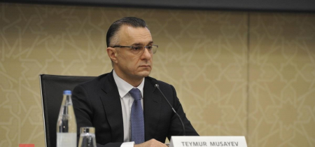 Oqtay Şirəliyevi əvəz edən nazir müavinindən İLK ƏMR