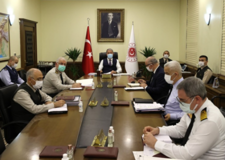 Komandanlar Hulusi Akara hesabat verdilər