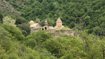 Azərbaycan Ordusu ermənilərin Kəlbəcərə daxil olmasını qadağan etdi - ERMƏNİ KİV