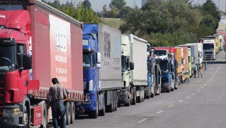 Yardım adı altında İrəvana hərbi yük daşınır - Tiflis ifşa etdi