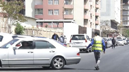 "Parklanma yerləri pulsuzdur!" - VİDEO