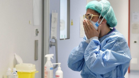 Son sutkada 3 milyondan çox insan koronavirusa yoluxdu