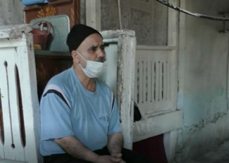 Koronavirus xəstəsi bazarda satıcılıq edərkən saxlanıldı