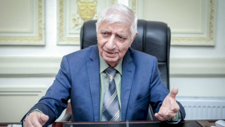 Fikrət Qoca VƏFAT ETDİ