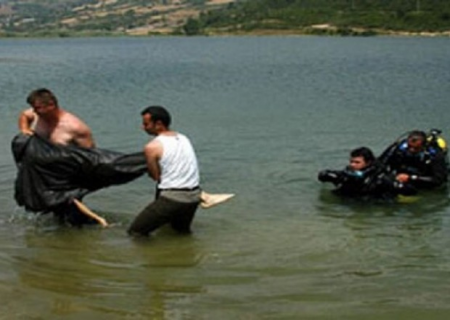 Göygöldə çayda qadın meyiti tapıldı