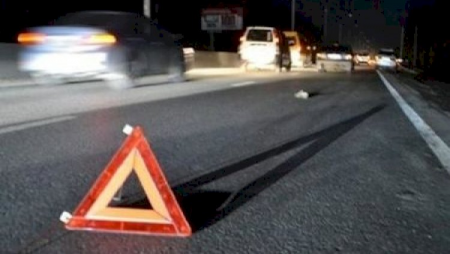 Bakı sakinini maşın vurdu