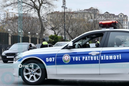“Saxla” əmrinə tabe olmayan sürücü oğurladığı maşından düşərək qaçıb