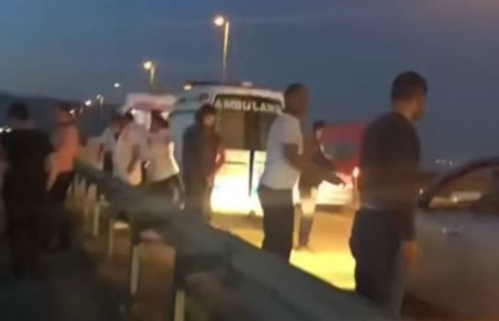 Bakıda dəhşətli qəza: Qardaşını xilas etdi, özü öldü - VİDEO