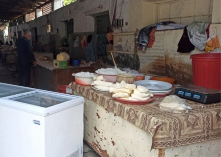Yevlax bazarında nehrə yağı adı ilə bitki yağları satılır - FOTO