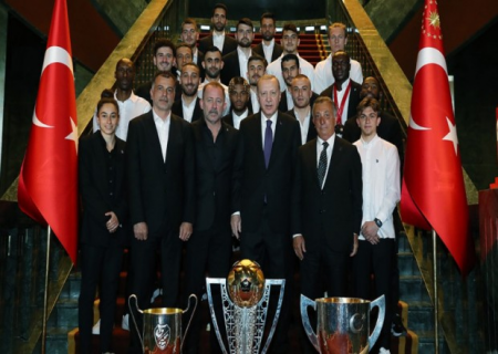 Ərdoğan “Beşiktaş”ı qəbul edib