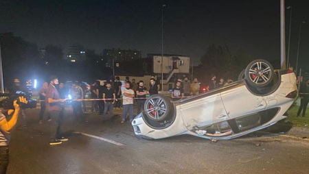 Bakıda aşan “Porsche”ni görün kim sürüb? - VİDEO/FOTO