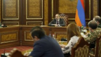 Erməni müxalifəti parlamentin təcili iclasını çağırdı