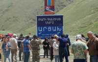Ermənilər panikada: Əhali sərhəd kəndlərini boşaldır - Ermənistan KİV