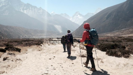 Alpinistlər Everestdən koronavirusun yeni ştammını gətirdilər - Daha yoluxucudur