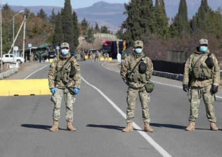 Açıq havada maska taxmaq tələbi ləğv olundu - Gürcüstanda