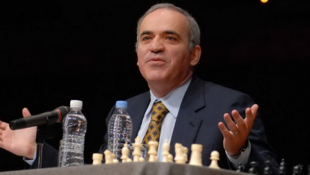 Azərbaycanlı "Şah"a uduzan Kasparov üzr istədi