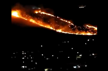 Gecə Bakıda baş vermiş yanğının görüntüləri - VİDEO