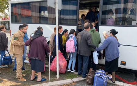 Qüdrətli Azərbaycan başqa çıxış yolu qoymadı: Qarabağda gələcək görməyən ermənilərin böyük köçü başladı - FOTO