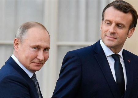 Makron Putinə Navalnı haqqında çağırış etdi