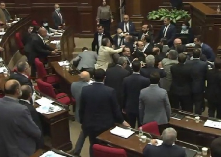 Ermənistan müxalifəti hər həftə "parlament döyüşləri" hazırlayacaq