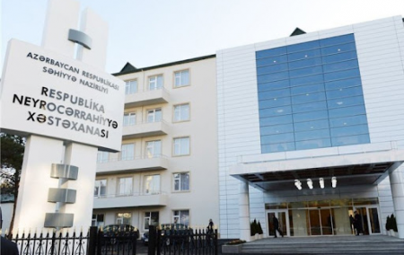 Peyvənd pasportu olmayan vətəndaş xəstəxanaya buraxılmadı