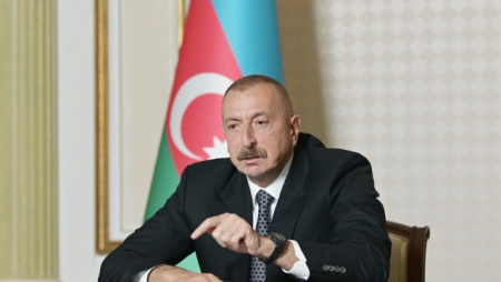 “Harınlaşmış düşmən qabağımızda diz çökdü” - İlham Əliyev
