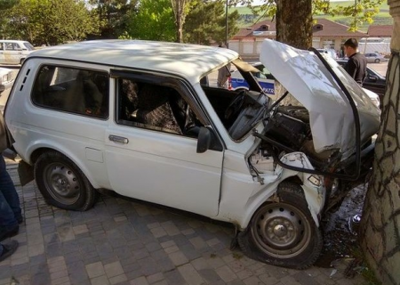 AAYDA-ya məxsus avtomobil keçmiş polisi vurub xəstəxanalıq etdi