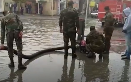 FHN Bakıdakı subasma ilə bağlı məlumat yaydı - Video