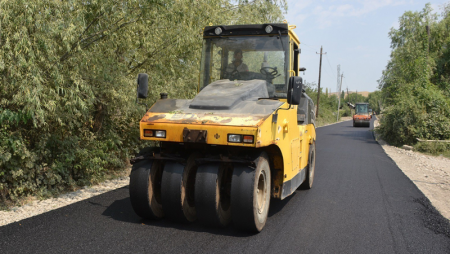 Yol tikintisinə 6,4 milyon manat ayrıldı