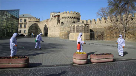 Toylar başladı, məktəblərdə yoluxma artır, payızda sərt karantin olacaqmı? - AÇIQLAMA