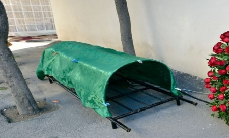 Əməkdar jurnalist vəfat etdi (FOTOLAR)