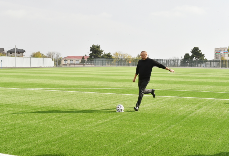 Prezident yeni stadionda qol vurdu - FOTO+VİDEO