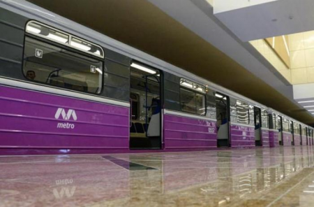 Metronun üç stansiyasında iş saatı uzadılacaq