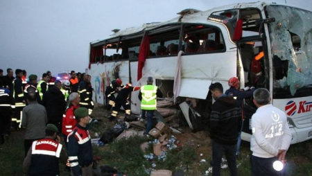 Türkiyədə ağır QƏZA: 20 yaralı