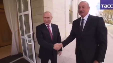 Putin Soçidə İlham Əliyevi belə qarşıladı - VİDEO