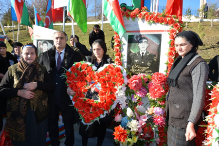 Daşkəsəndə Vətən Müharibəsi şəhidləri Elnur Bağırovun və Məhəmməd Abdullayevin anım günü qeyd olunub, xatirə bulağının açılışı keçirilib