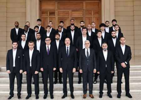 "Digər futbol klublarımız “Qarabağ”ın yolu ilə getsin” - İlham Əliyev