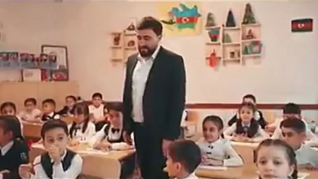 Nazirdən dini klipin çəkildiyi məktəblə bağlı açıqlama