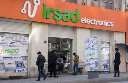 Nazirlik “İrşad Electronics”in kredit tələbinə qarşı çıxdı: “Heç bir halda ödəniş etməyin”