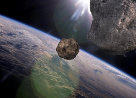 Yerə doğru təhlükəli asteroidlər yaxınlaşır