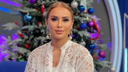Roza Zərgərliyə bu kanalda vəzifə verildi Roza Zərgərliyə bu kanalda vəzifə verildi