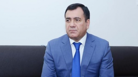 "Rayonlarda yolların vəziyyəti çox bərbaddır" - Qüdrət Həsənquliyev